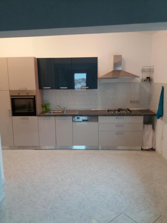 Apartment Viktoria プリモシュテン エクステリア 写真